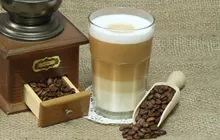 Kaffeespezialitäten mit Milch