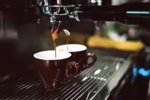 Espresso aus der Siebträger-Maschine